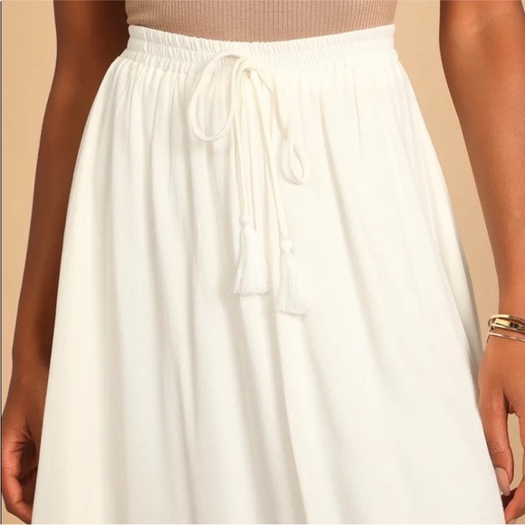 NWT Lulu’s Regatta Tassel Midi Skirt in blush - size Small - Picture 2 of 7